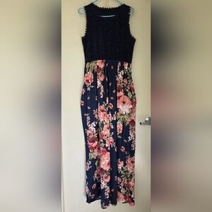 Floral Sleeveless Maxi Dress